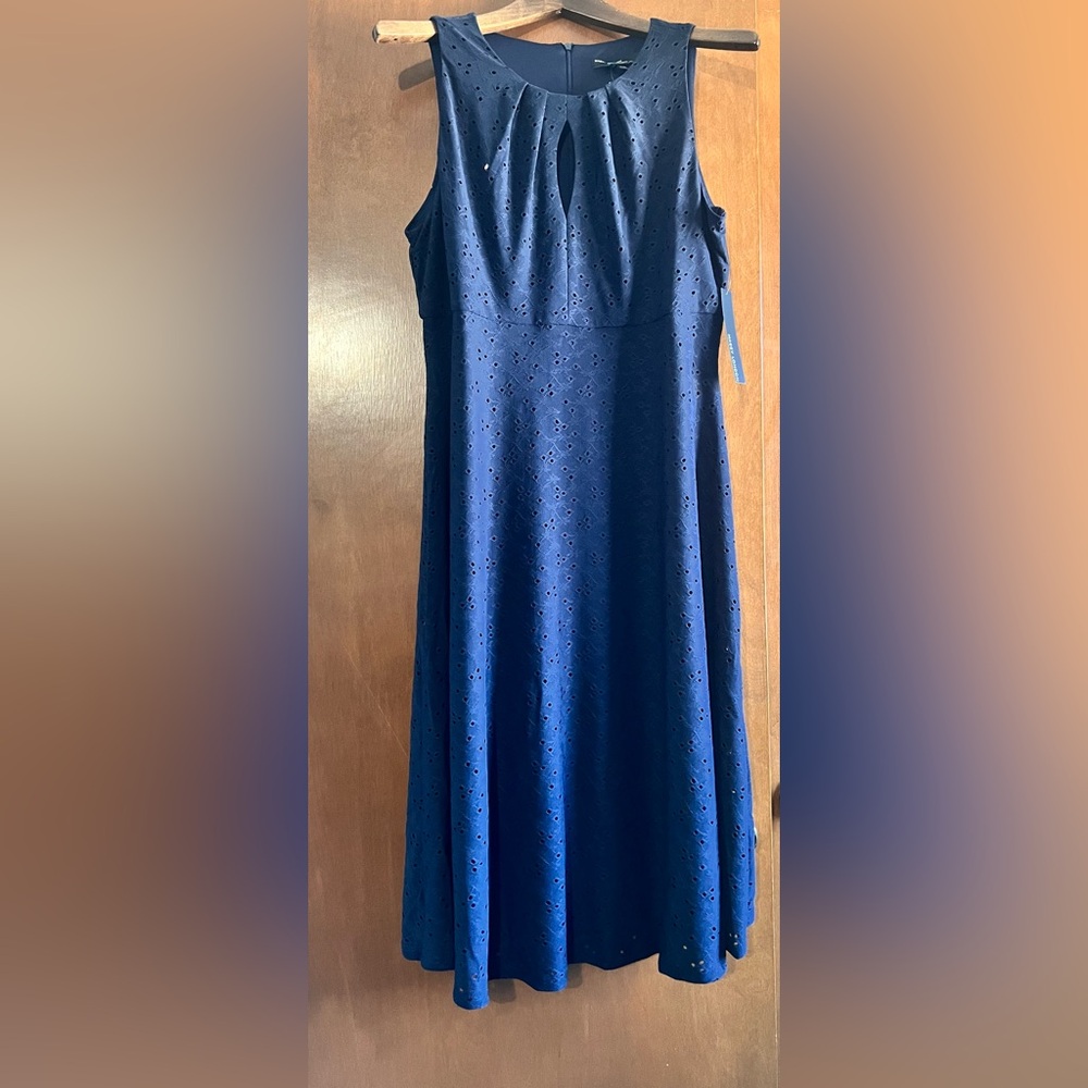 NWT Maggie London Flora Midi Dress-Navy-Size 10